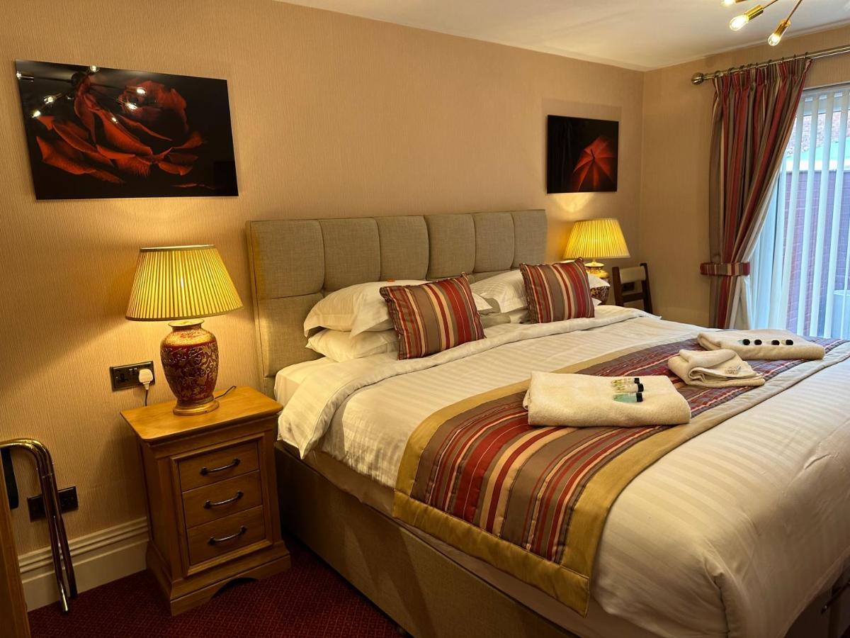 Chester House Guest House Ngoại thất bức ảnh