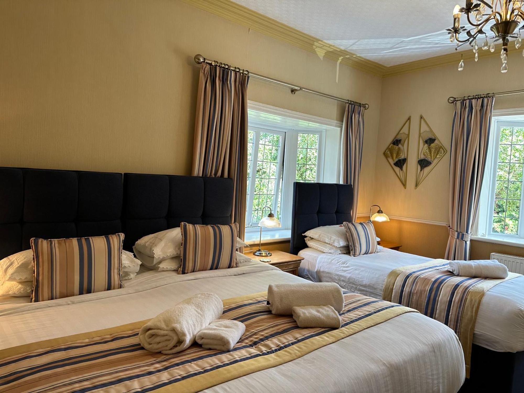 Chester House Guest House Ngoại thất bức ảnh