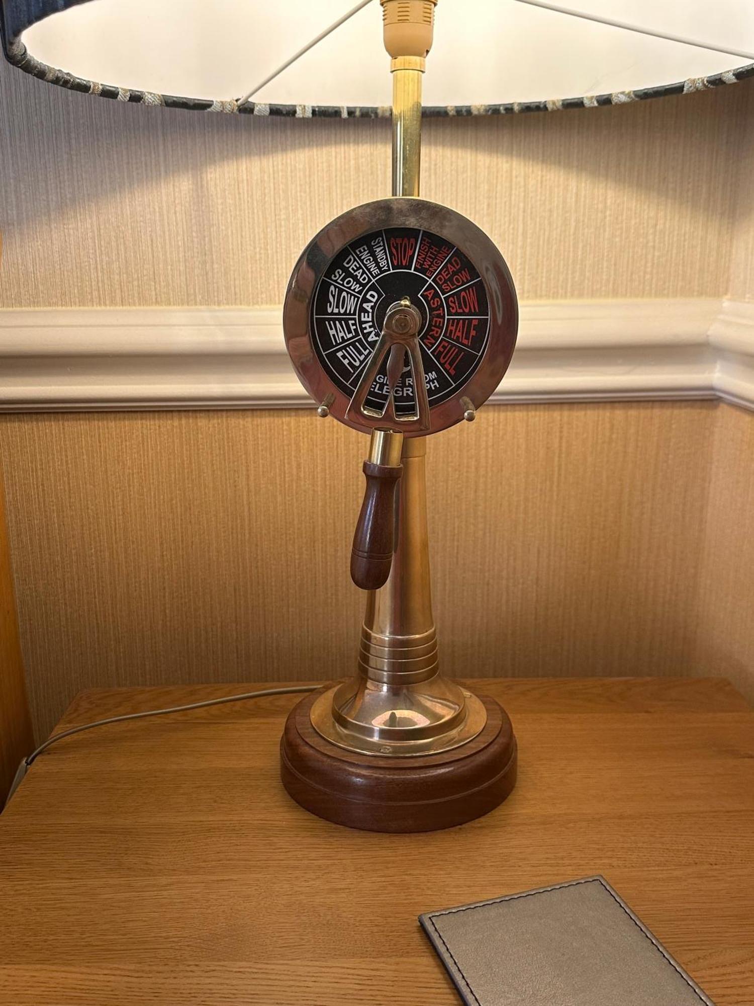 Chester House Guest House Ngoại thất bức ảnh A 1970s-era Western Electric 2500 telephone